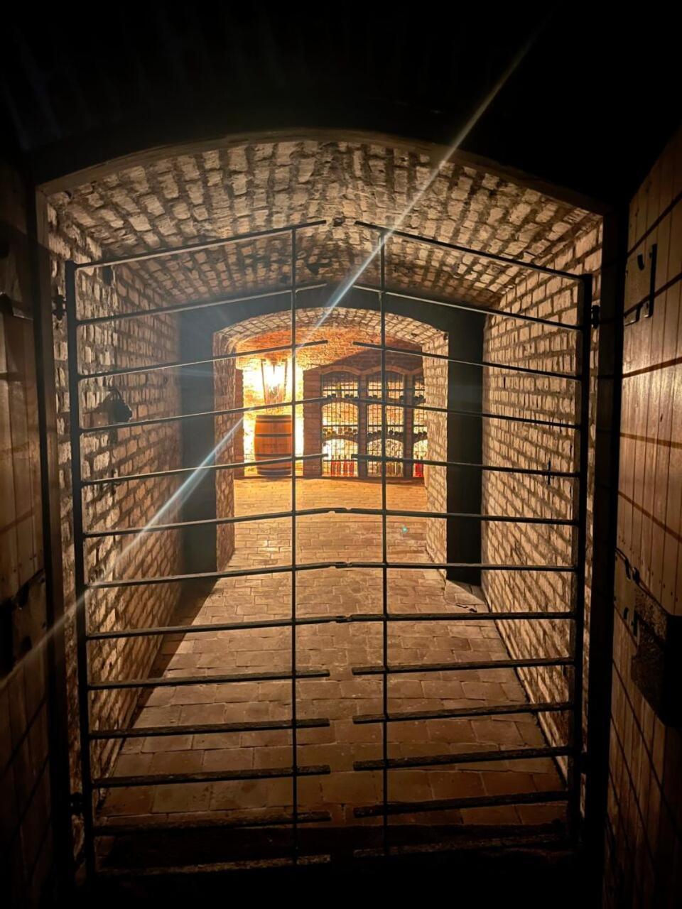Zamecky Penzion Rotunda Бржецлав Экстерьер фото
